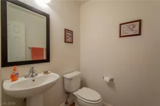 Photo #3: 2091890 Listing