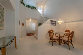 Photo #5: 2091890 Listing