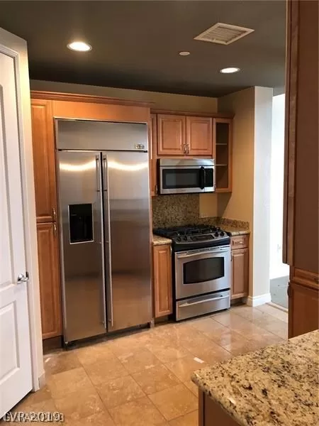 MLS: 2091935 Condo For Sale