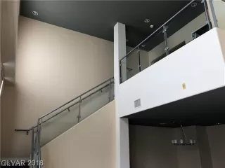 Photo #1: 2091935 Listing 