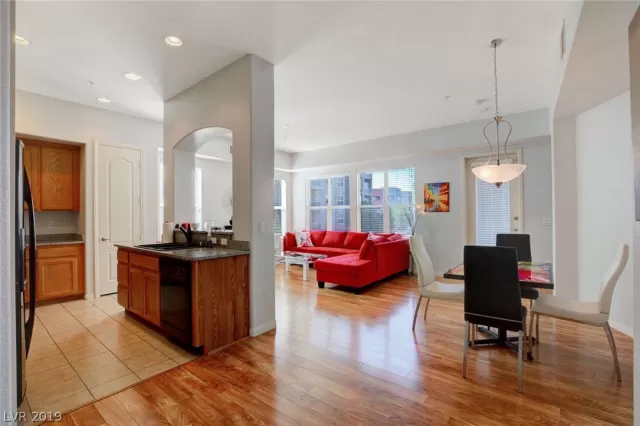 MLS: 2091966 Condo For Sale