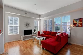 Photo #1: 2091966 Listing 