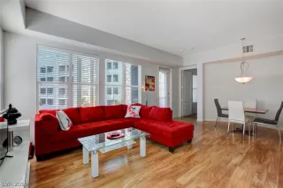 Photo #2: 2091966 Listing 