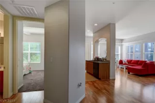 Photo #4: 2091966 Listing 