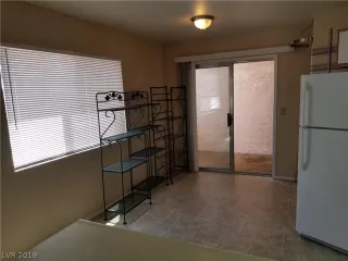 Photo #4: 2092045 Listing 