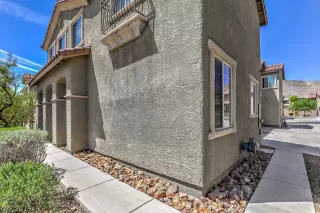 Photo #2: 2092062 Listing