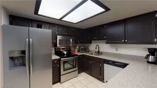 Photo #1: 2092081 Listing 