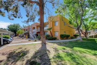 Photo #1: 2092117 Listing
