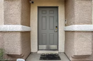 Photo #1: 2092129 Listing