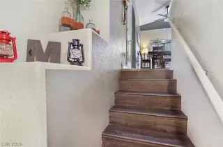 Photo #4: 2092129 Listing