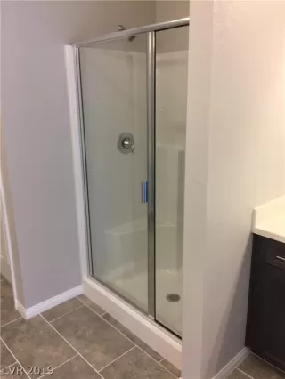 Photo #6: 2092131 Listing 