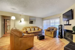 Photo #2: 2092197 Listing