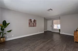 Photo #1: 2092228 Listing 