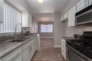 Photo #2: 2092228 Listing 