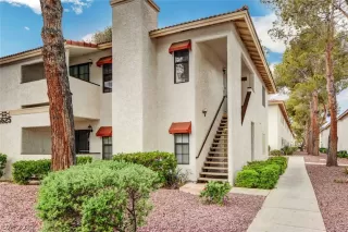 Photo #1: 2092246 Listing 