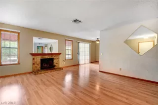 Photo #2: 2092246 Listing 