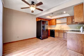 Photo #6: 2092246 Listing 