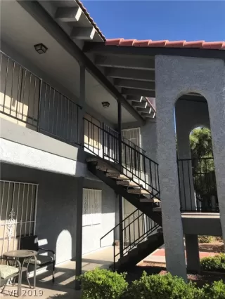 Photo #2: 2092256 Listing