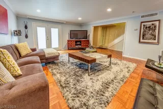 Photo #3: 2092276 Listing 