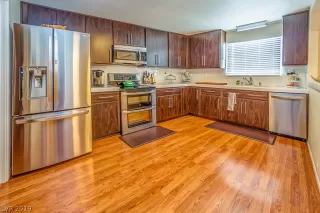 Photo #6: 2092276 Listing 