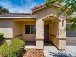 Photo #1: 2092414 Listing