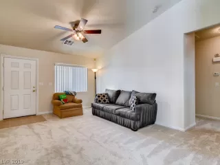 Photo #3: 2092414 Listing