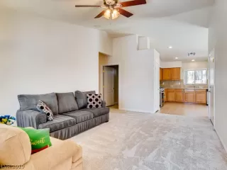 Photo #6: 2092414 Listing