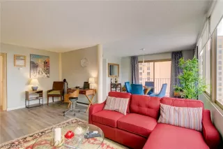 Photo #5: 2092418 Listing