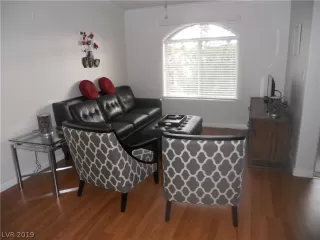 Photo #2: 2092454 Listing