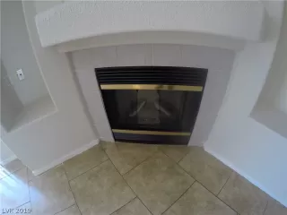 Photo #5: 2092455 Listing