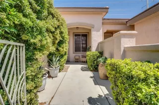 Photo #3: 2092507 Listing