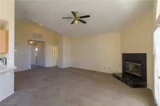 Photo #5: 2092559 Listing