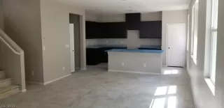 Photo #2: 2092560 Listing