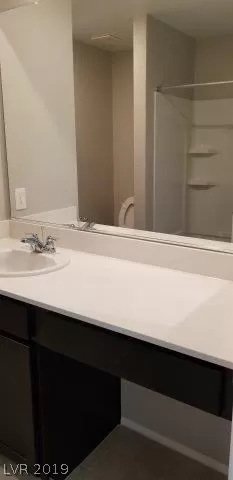 Photo #4: 2092560 Listing