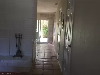 Photo #2: 2092581 Listing