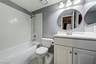 Photo #4: 2092585 Listing 