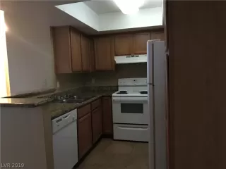 Photo #1: 2092675 Listing 