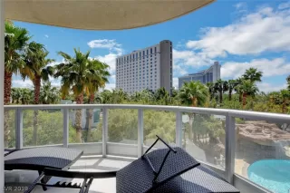 Photo #3: 2092709 Listing