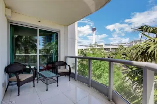 Photo #6: 2092709 Listing