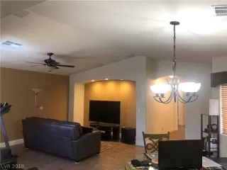 Photo #6: 2092722 Listing 