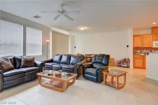 Photo #4: 2092749 Listing