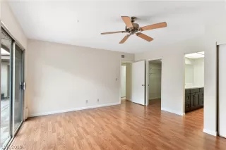 Photo #3: 2092762 Listing