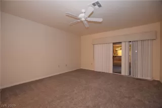 Photo #6: 2092773 Listing