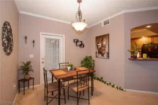 Photo #4: 2092800 Listing