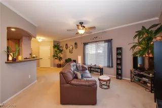 Photo #5: 2092800 Listing