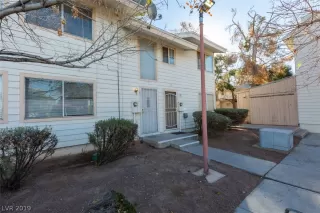 Photo #2: 2092815 Listing 