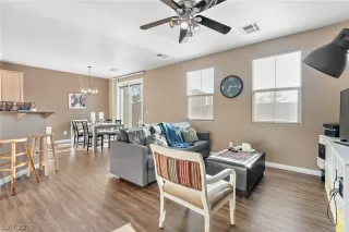 Photo #1: 2092881 Listing