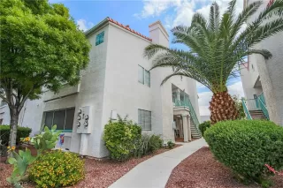 Photo #1: 2092909 Listing 