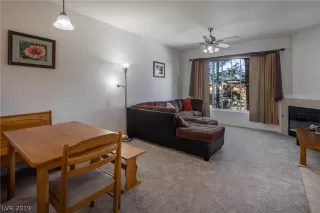 Photo #5: 2092935 Listing 