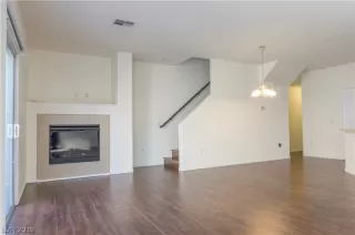 Photo #3: 2092952 Listing 